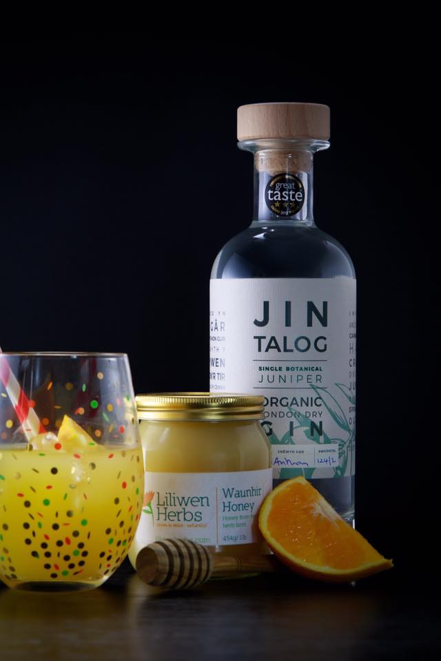Bees Knees gin cocktail from Jin Talog